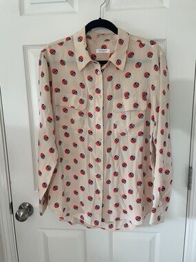 Equipment Femme 100% silk Peach Long Sleeve button down shirt Large